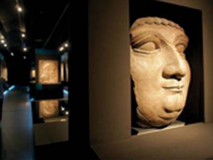 DISSENY D'EXPOSICIÓ “ART I IMPERI - TRESORS D’ASSIRIA” - MUSEU ARQUELÒGIC D’ALACANT (MARQ)